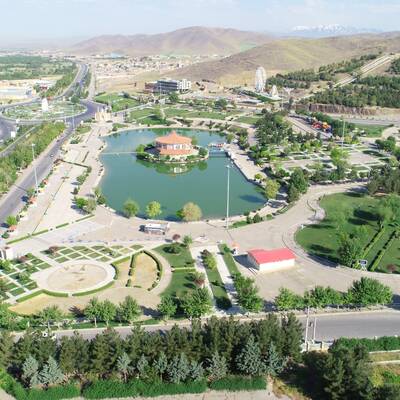 ملایر (المدينة العالمية للأثاث المرصع)